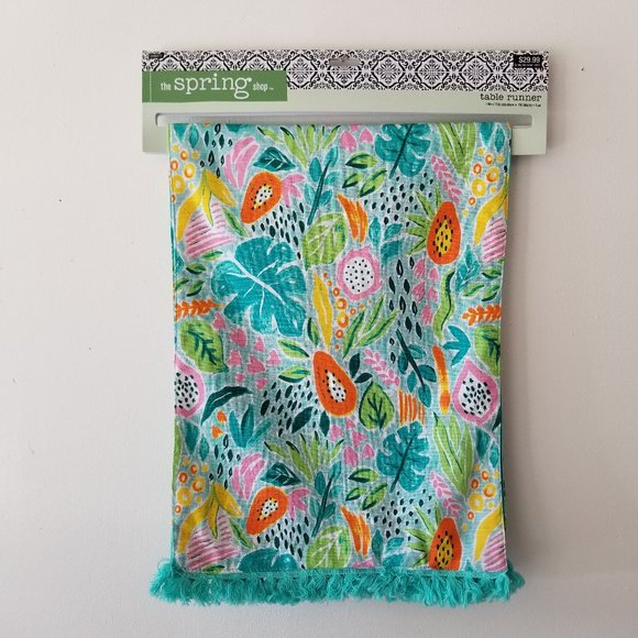 Tropical Table Runner - Picture 4 of 8